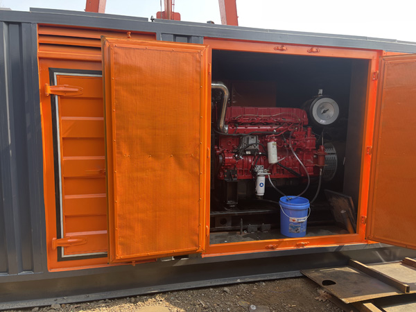 可克达拉哪些因素会影响 200KW 柴油发电机的燃油消耗率？